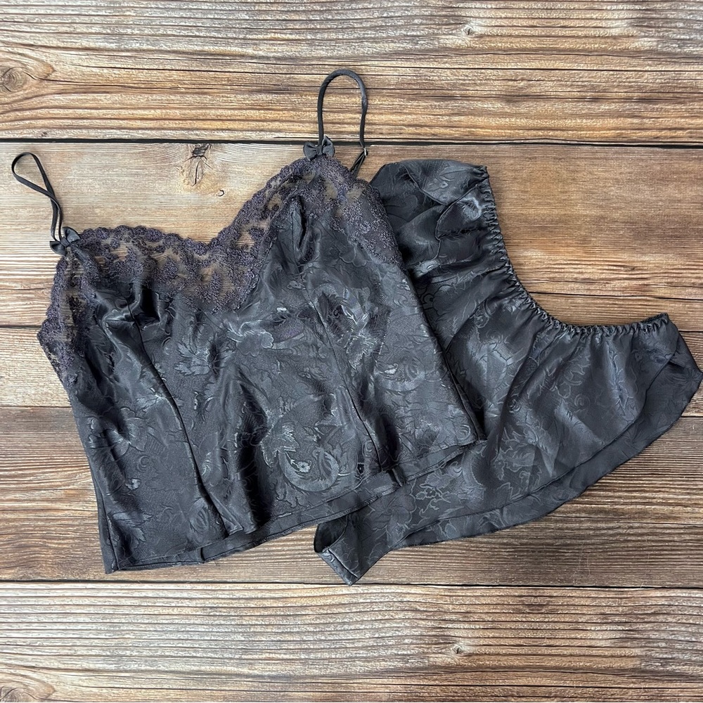 Victoria’s Secret Vintage Lingerie Size M